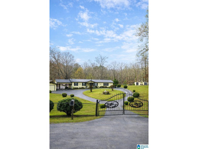 Enjoy waterfront living with this lovely stick-built home that - photo 35