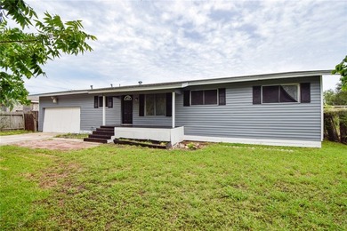 Just renovated!! Added another bedroom and large bathroom - photo 1