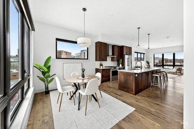 Live where culture, nature and downtown energy meet. This condo