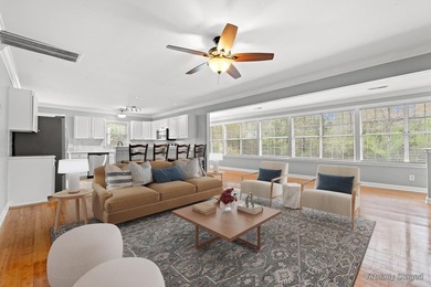 Tucked away in Hagley Estates, this unique 3-bedroom, 3-bath - photo 11
