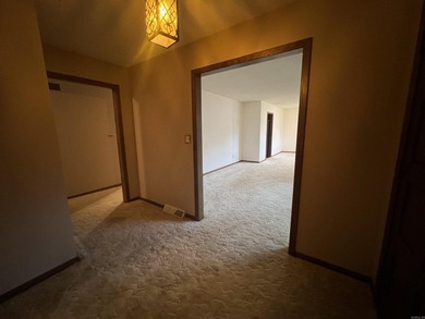 Move right into this beautifully updated 3 bedroom, 2.5 bathroom - photo 13