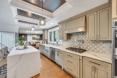 Custom-built and thoughtfully designed, this exceptional home - photo 13