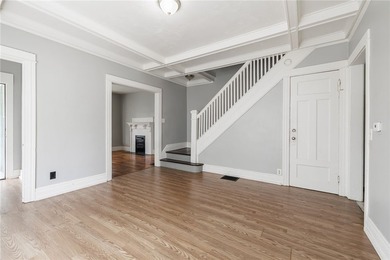 BACK ON THE MARKET due to the buyer not being able to obtain - photo 10