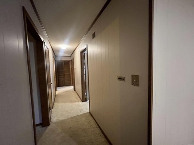 Move right into this beautifully updated 3 bedroom, 2.5 bathroom - photo 28
