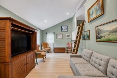 Custom-built and thoughtfully designed, this exceptional home - photo 32