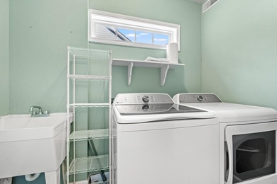 Tucked away in Hagley Estates, this unique 3-bedroom, 3-bath - photo 34