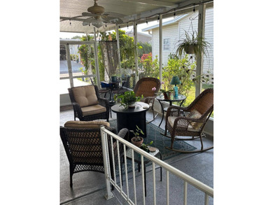 Beautiful 2 Bedroom / 2 Bath partially furnished home in Country - photo 4