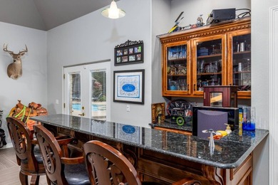 Nestled away from the hustle and bustle, this property offers - photo 34