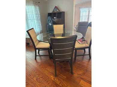 Beautiful 2 Bedroom / 2 Bath partially furnished home in Country - photo 5