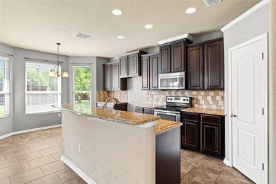 REDUCED !!!! BEAUTIFUL ELEGANT HOME WITH A SPACIOUS FLOOR PLAN - photo 7
