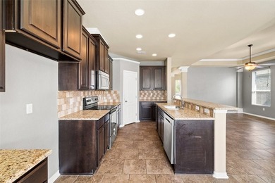 REDUCED !!!! BEAUTIFUL ELEGANT HOME WITH A SPACIOUS FLOOR PLAN - photo 8