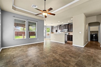 REDUCED !!!! BEAUTIFUL ELEGANT HOME WITH A SPACIOUS FLOOR PLAN - photo 9