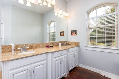 Nestled away from the hustle and bustle, this property offers - photo 50