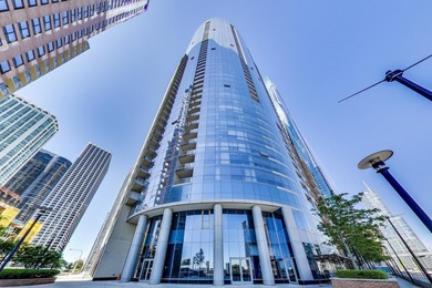 Lake Michigan - Cook County Condo For Sale in Chicago Illinois