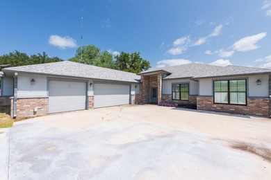 DISCOVER CASUAL, ELEGANT LAKE LIVING WITH THIS BEAUTIFULLY - photo 1