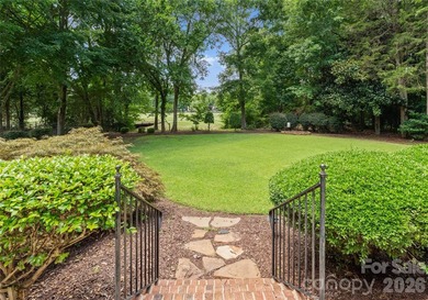 An exceptional opportunity to own a beautiful golf course home - photo 3