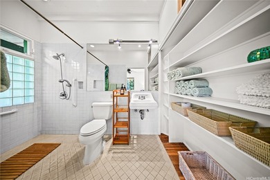 Tucked within a canopy of mature fruit trees and lush tropical - photo 13