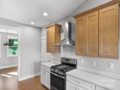 This one-owner, 2050+ SF, single level home was custom built in - photo 14