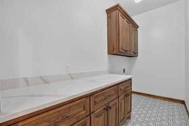 Luxury Waterfront Living in Cascata Falls Perfectly positioned - photo 18