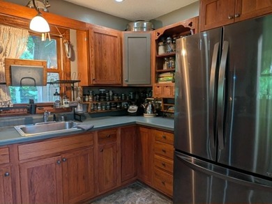 Private A-frame cabin on 3.42 acres + Bear Creek! Located in - photo 20