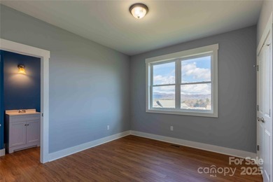 This one-owner, 2050+ SF, single level home was custom built in - photo 21