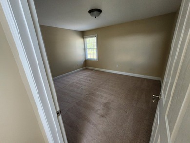 Come and look at this beautiful 3 bedroom, 2.5 bath townhome in - photo 21