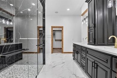 Luxury Waterfront Living in Cascata Falls Perfectly positioned - photo 22