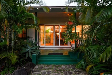 Tucked within a canopy of mature fruit trees and lush tropical - photo 23
