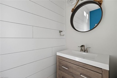 Welcome to your retreat in Monterey. Ideally situated on a quiet - photo 24