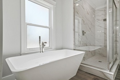 Luxury new construction in the sought-after Hidden Creek golf - photo 26