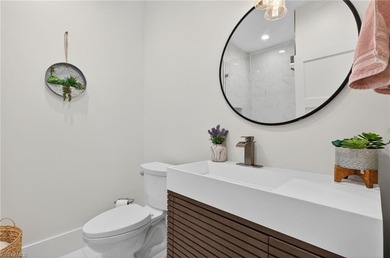 Welcome to your retreat in Monterey. Ideally situated on a quiet - photo 27