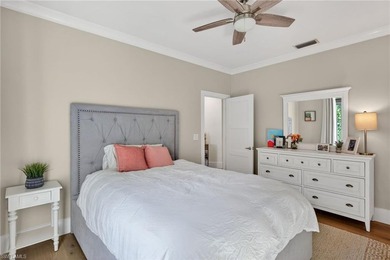 Welcome to your retreat in Monterey. Ideally situated on a quiet - photo 28