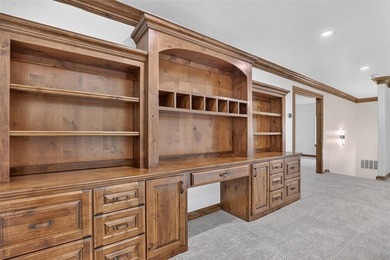 Luxury Waterfront Living in Cascata Falls Perfectly positioned - photo 28