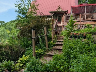 Private A-frame cabin on 3.42 acres + Bear Creek! Located in - photo 41
