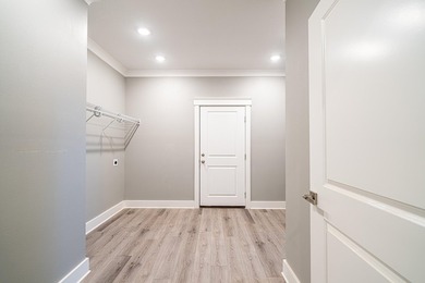Luxury new construction in the sought-after Hidden Creek golf - photo 44