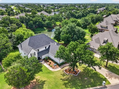 Luxury Waterfront Living in Cascata Falls Perfectly positioned - photo 47