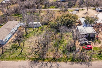 Lake Lot For Sale in Kingsland, Texas