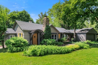 Lake Geneva Home For Sale in Williams Bay Wisconsin