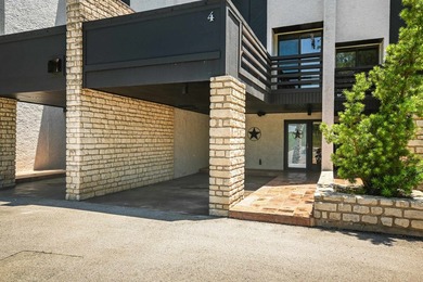 Beautifully remodeled waterfront townhome in Horseshoe Bay West - photo 3