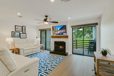 Beautifully remodeled waterfront townhome in Horseshoe Bay West - photo 4