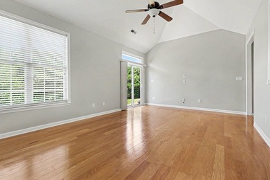 Welcome to this charming 3 bedroom, 2 bathroom ranch style home - photo 13