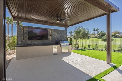 THIS HOME HAS BEEN BEAUTIFULLY REIMAGINED WITH TOP-QUALITY - photo 14
