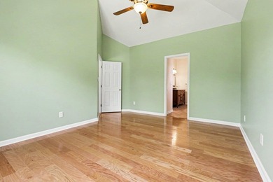 Welcome to this charming 3 bedroom, 2 bathroom ranch style home - photo 15