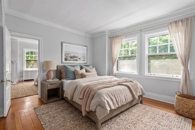 Prime Southeast Evanston:  A Masterpiece of History and Refined - photo 18