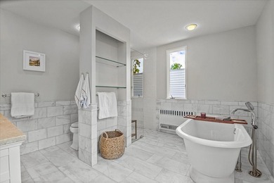 Prime Southeast Evanston:  A Masterpiece of History and Refined - photo 21