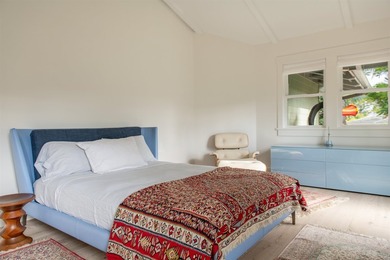 Some properties shout; this one whispers. Set discreetly behind - photo 22
