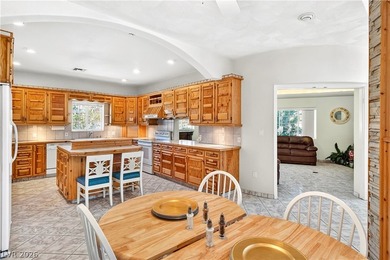 LAUGHLIN'S MOST EXTRAORDINARY CUSTOM HOME is finally on the - photo 10