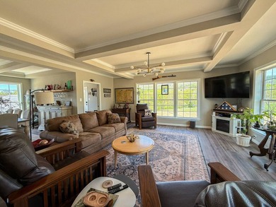 A private mountain escape with 2 homes! Set on 12 breathtaking - photo 6