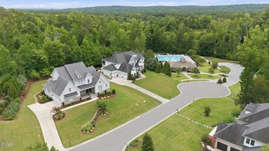 Custom Arthur Rutenberg home on a beautifully landscaped 0 - photo 3