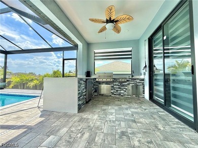 Beautifully Luxury 3-bedroom plus den home located in NW Cape - photo 22